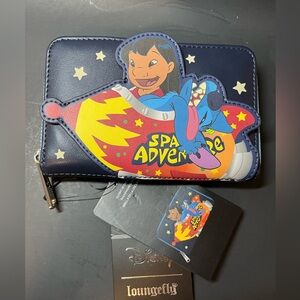 BNWT Loungefly wallet featuring Stitch